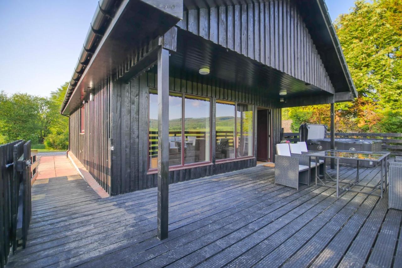 Glenview Chalet Park Inverness Extérieur photo