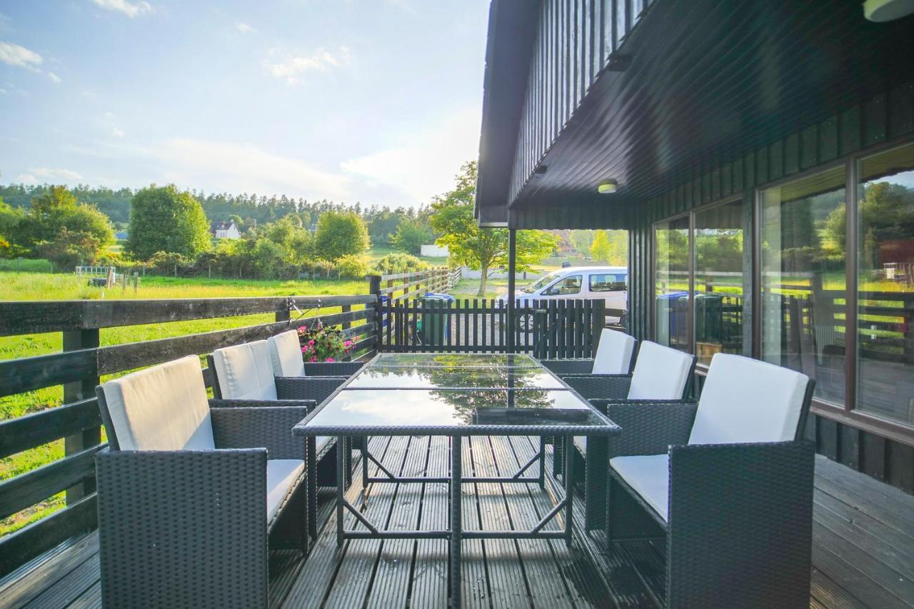 Glenview Chalet Park Inverness Extérieur photo