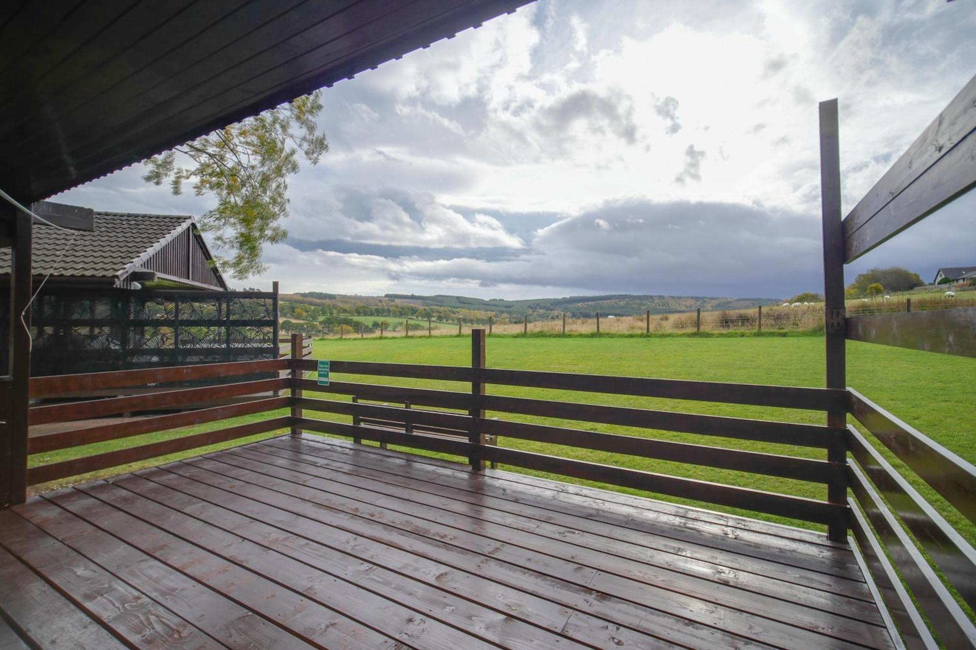 Glenview Chalet Park Inverness Extérieur photo