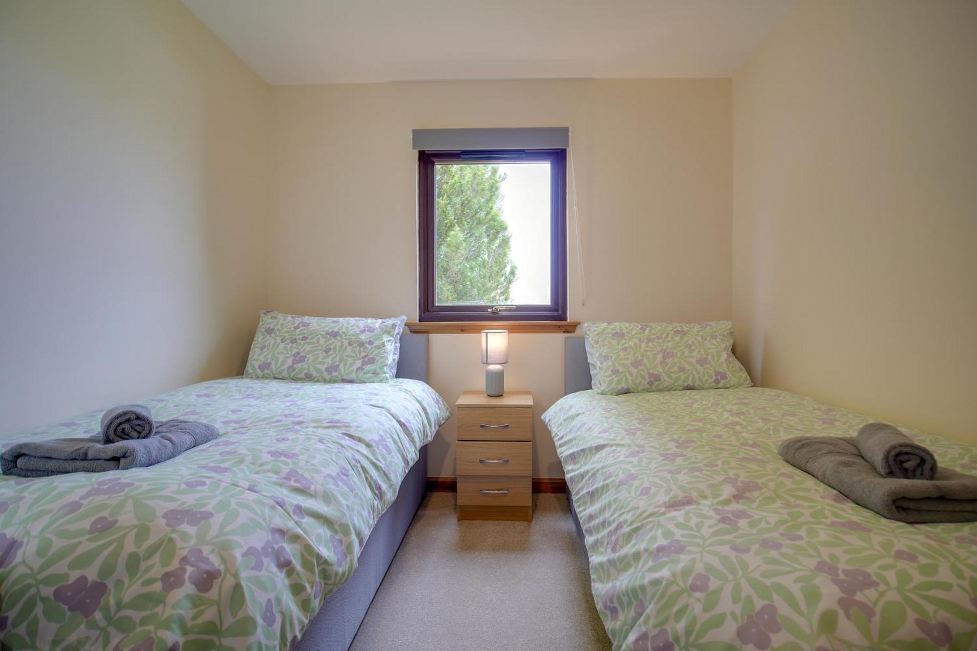 Glenview Chalet Park Inverness Extérieur photo